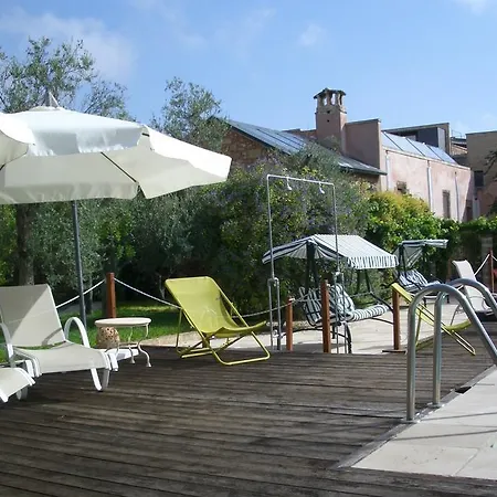 Le Corti Di Begio Aparthotel