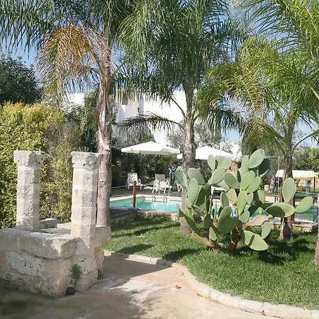 Aparthotel Le Corti Di Begio 3*